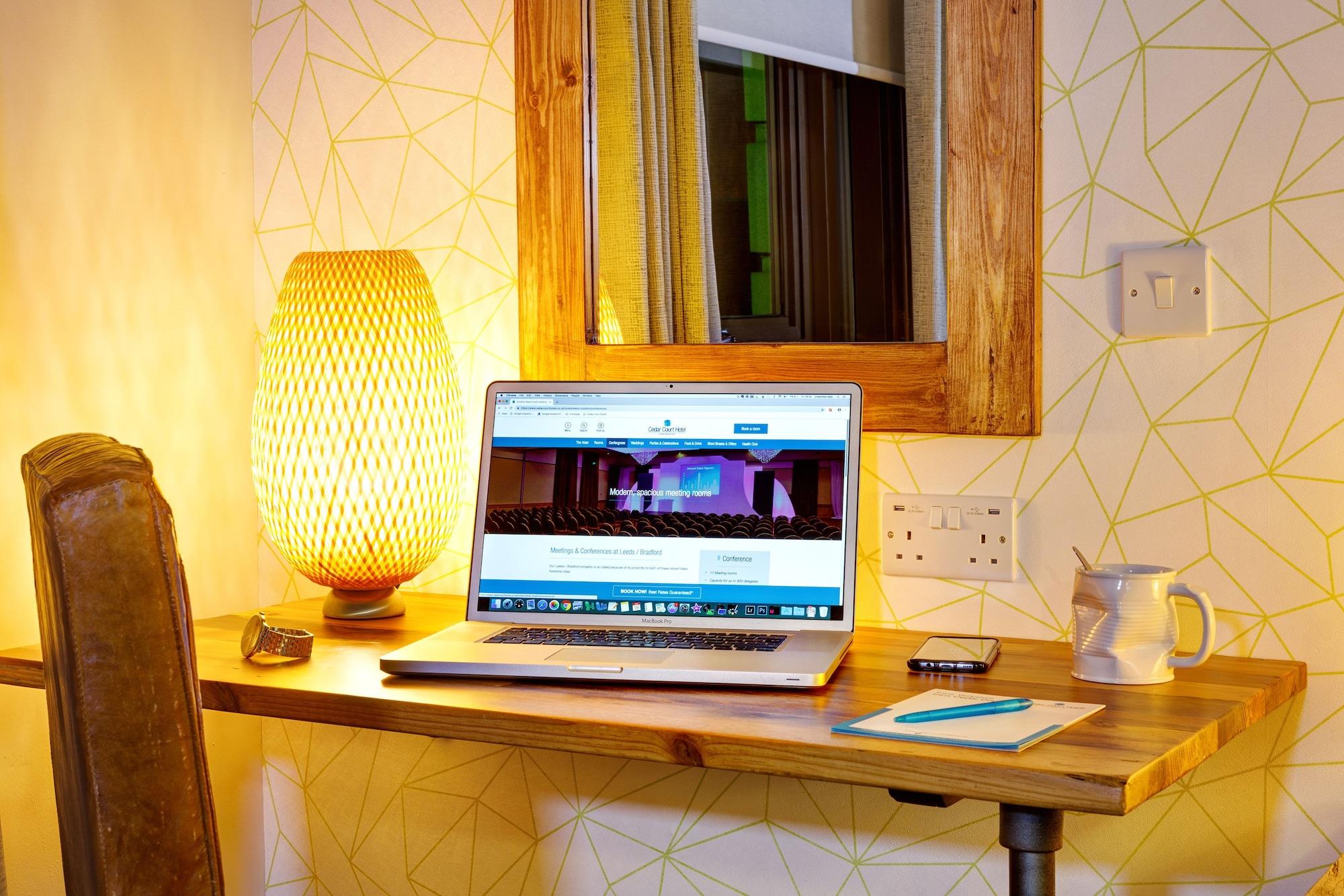 แคลเรียน ซีดาร์ คอร์ต แบรดฟอร์ด โฮเต็ล Hotel ภายนอก รูปภาพ